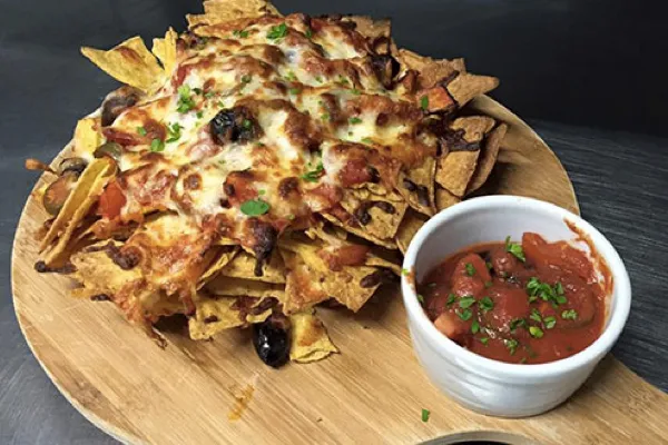 Greens Sports Bar & Grill