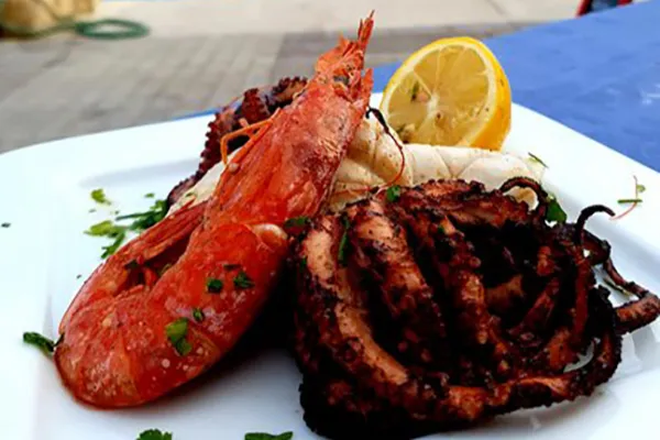 Pisces Restaurant Image 2