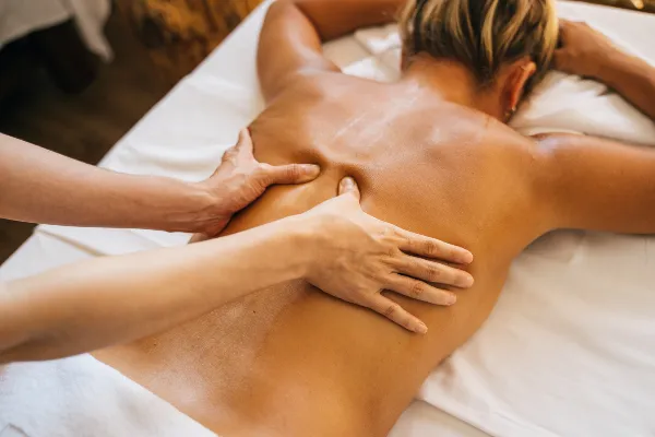Massage Hero Image 3