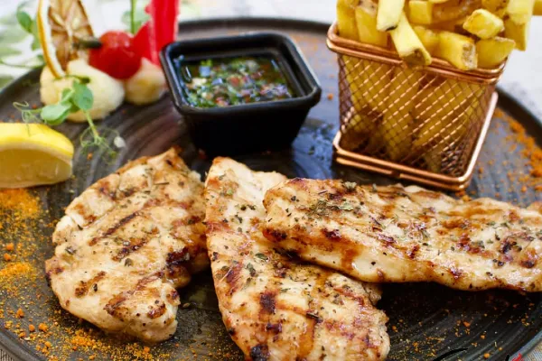 Veranda Grill & Wine Image 2