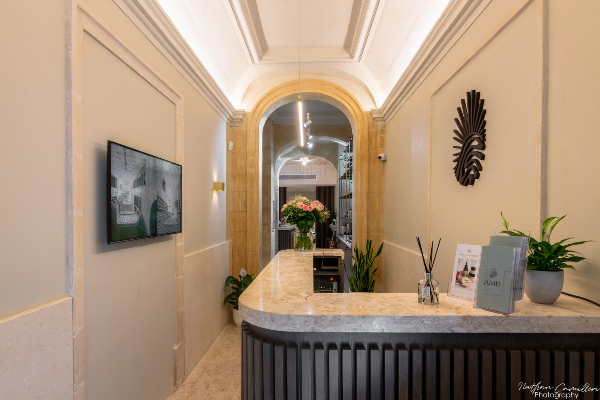 AMIS Spa, Hair & Beauty Image 3