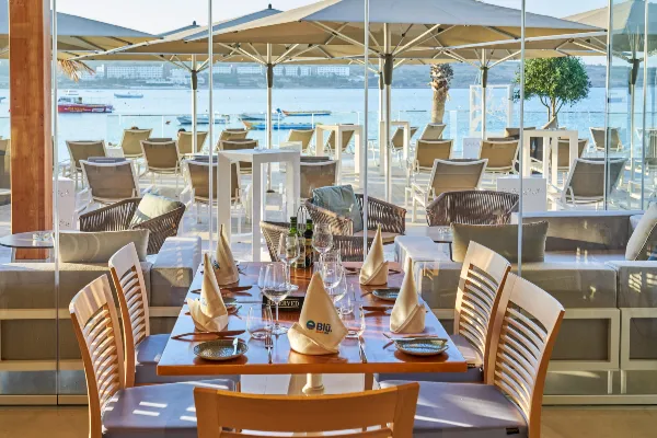Blu Beach Club Image 1