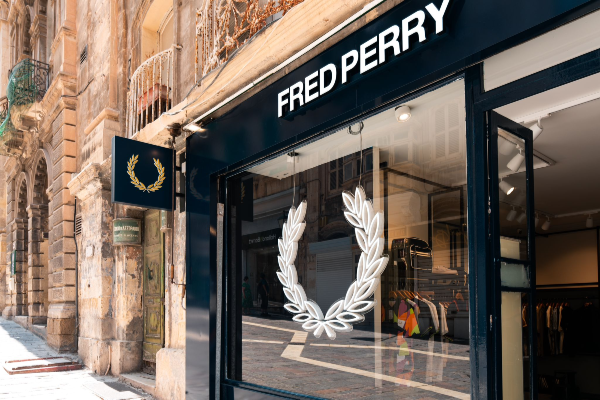 Fred Perry Malta Image 5