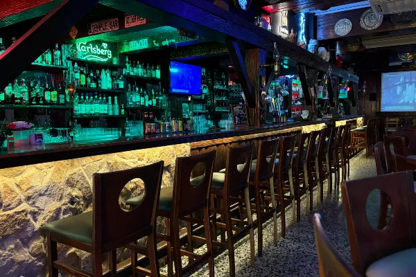 Zmerc Pub Image 5