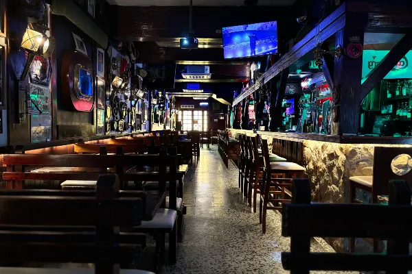 Zmerc Pub Image 6