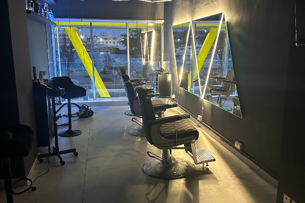 Plan B Barbershop Image 6
