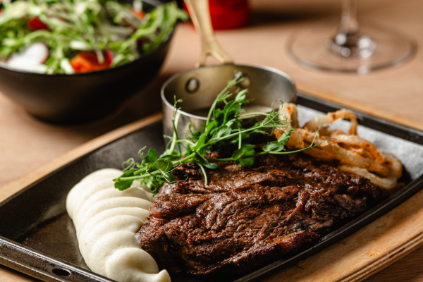Carvv Grill & Enoteca Image 1