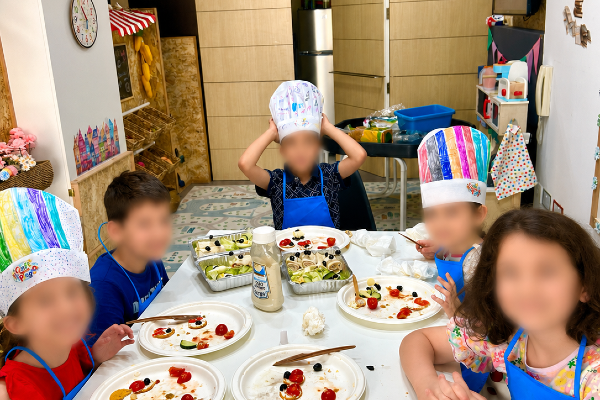 Craft and Play Image 1