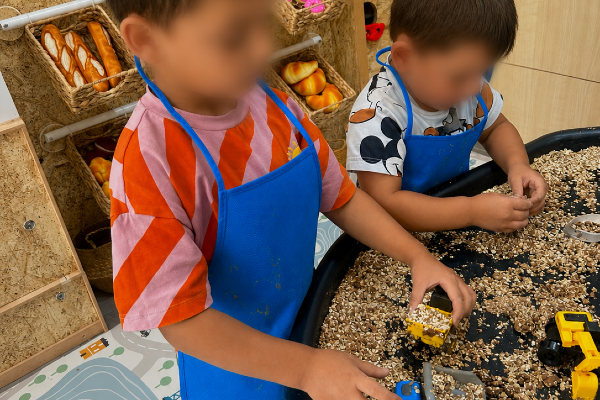 Craft and Play Image 6