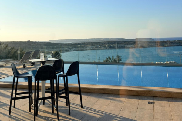 Tramonto Cafe Bistro Image 2